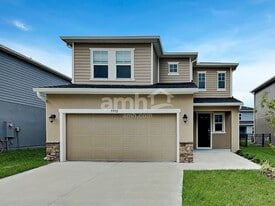 5992 Pinewood Ests Dr in St. Cloud, FL - Building Photo