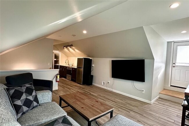 29 Ann St in Newport, RI - Building Photo - Building Photo