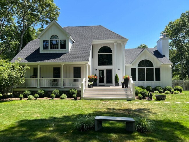 property at 52 Woodruff Ln