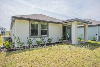 132 Lost Ball Dr in Daytona Beach, FL - Building Photo - Building Photo