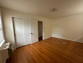 4007 Dobson St in Skokie, IL - Building Photo - Building Photo