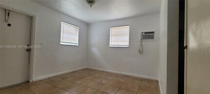 567 NW 90th St in El Portal, FL - Building Photo - Building Photo