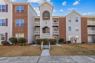 264 Waterdown Dr in Fayetteville, NC - Building Photo - Building Photo