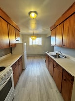 67 Caledonia Rd in Dartmouth, NS - Building Photo