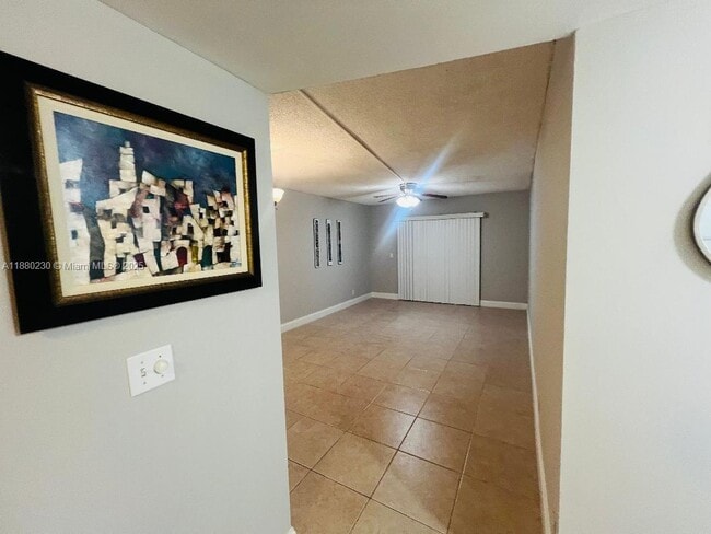 2755 W Atlantic Ave in Delray Beach, FL - Building Photo - Building Photo