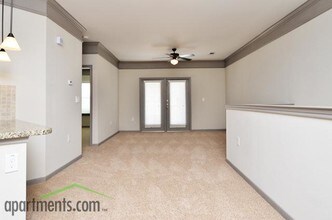 Avenues at Shadow Creek Ranch in Pearland, TX - Building Photo - Interior Photo