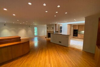 36 Hidden Ledge Rd in Englewood, NJ - Building Photo - Building Photo