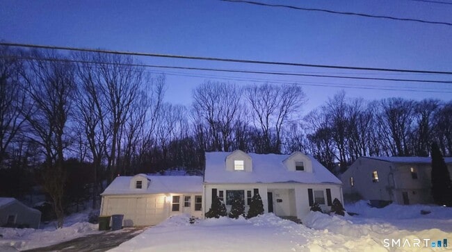 271 Gaylord Dr in Waterbury, CT - Building Photo - Building Photo