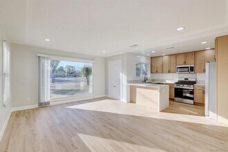 503 Prescott Ave in El Cajon, CA - Foto de edificio - Building Photo