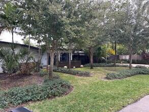 720 NE 17th Ct in Fort Lauderdale, FL - Building Photo - Building Photo