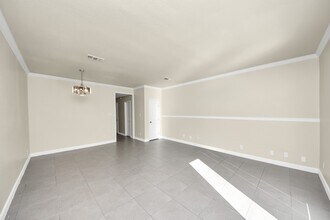 7545 Brompton St in Houston, TX - Building Photo - Building Photo