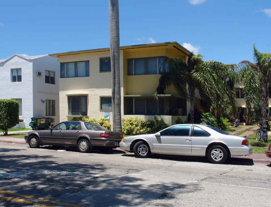 1520 Meridian Ave in Miami Beach, FL - Foto de edificio