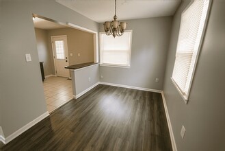 4067 Klepinger Rd in Dayton, OH - Building Photo - Building Photo