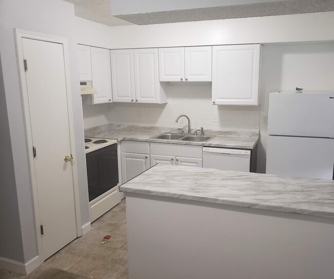 property at 2317 Highland Hill Dr