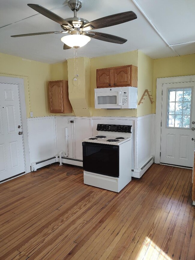 634 Boulevard Ave, Unit C