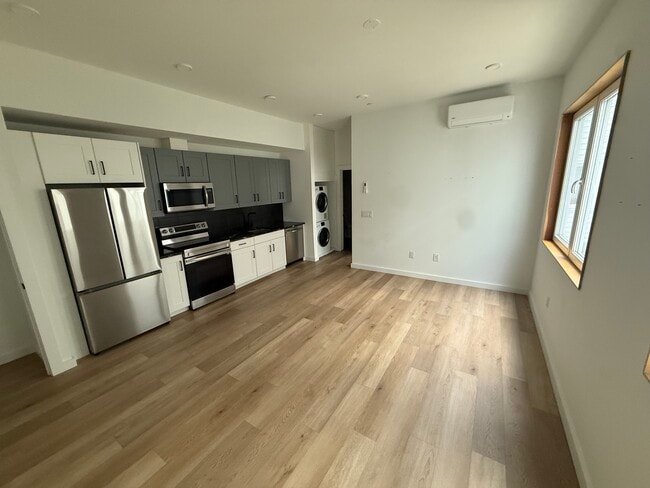 property at 1308 N Front St