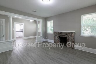 510 W Cherry St in Troy, MO - Building Photo - Building Photo