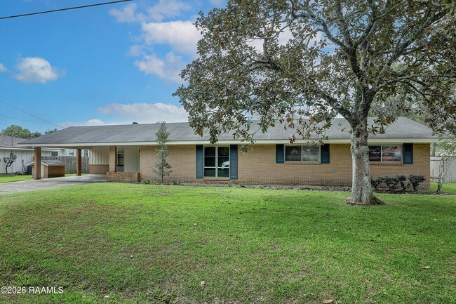 920 Marilyn Dr