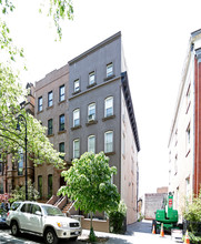 446 Clinton St in Brooklyn, NY - Building Photo - Building Photo