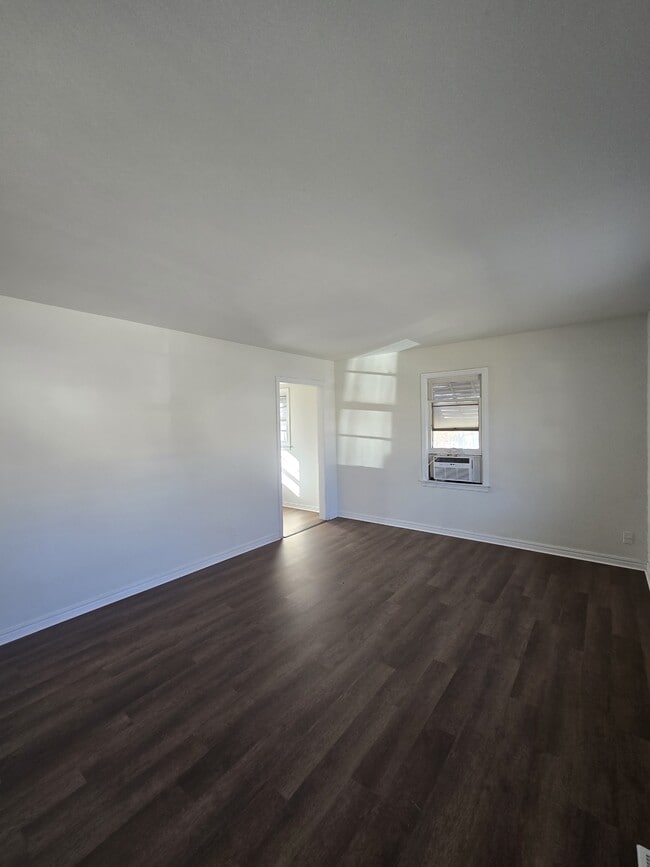 511 Funston in Wichita, KS - Building Photo - Building Photo