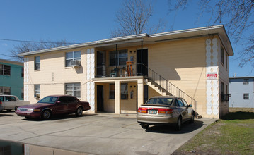 1729 Logan St in Jacksonville, FL - Foto de edificio - Building Photo