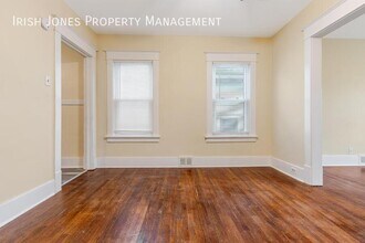 239 Crowley Ave in Buffalo, NY - Building Photo - Building Photo