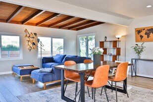 6421 Carthage St, Unit ID1382147P in San Diego, CA - Building Photo