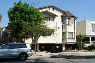 259 W Verdugo Ave in Burbank, CA - Building Photo - Building Photo