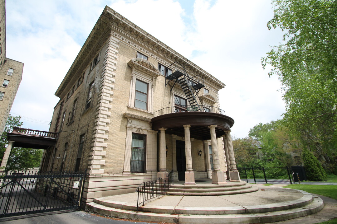 The Mansion in Buffalo, NY - Foto de edificio