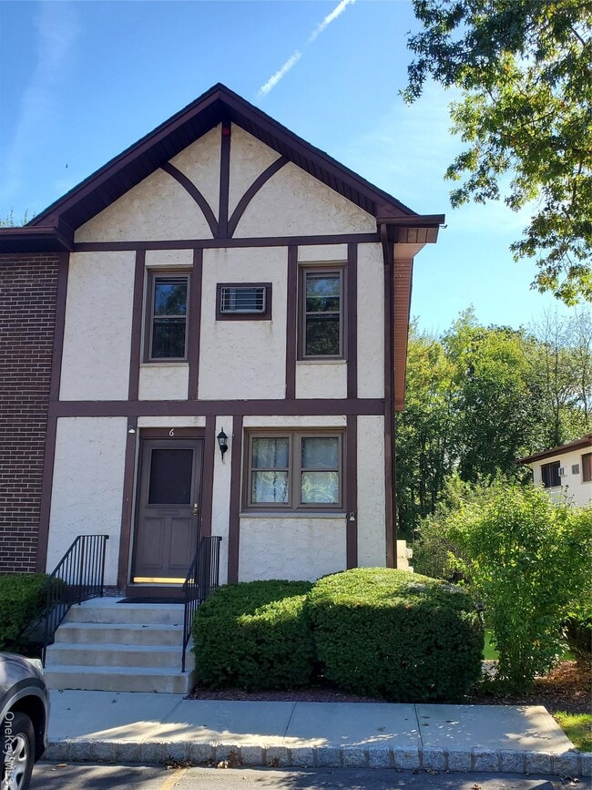 property at 12/8 N Rte 303