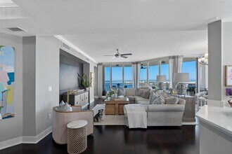 5823 Bowen Daniel Dr in Tampa, FL - Building Photo - Building Photo