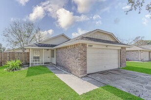 10927 Spanish Grant Dr in Sugar Land, TX - Building Photo