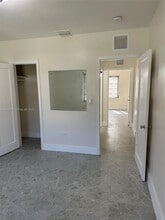 672 NW 51st St in Miami, FL - Building Photo - Building Photo