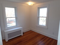 608 Lippincott Ave, Unit B in Riverton, NJ - Building Photo - Building Photo