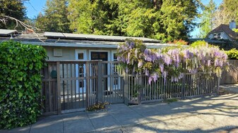 122 Baltimore Ave in Larkspur, CA - Building Photo