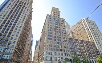 6 N Michigan Ave in Chicago, IL - Building Photo