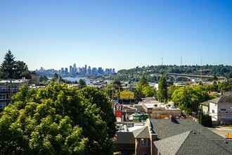 4025 Stone Way in Seattle, WA - Building Photo - Building Photo