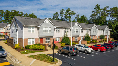 University Suites in Raleigh, NC - Building Photo - Building Photo