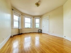 269 Harvard St, Unit 43 in Cambridge, MA - Building Photo - Building Photo