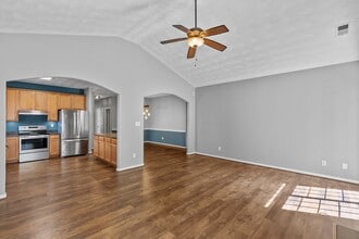 2560 Golden Maple Dr in Suffolk, VA - Building Photo - Building Photo