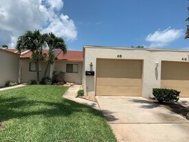 418 Hawthorne Ct in Satellite Beach, FL - Building Photo