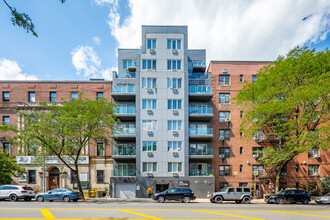 The Elena in Brooklyn, NY - Foto de edificio - Building Photo