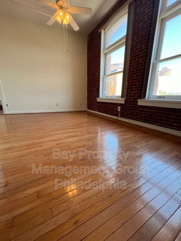 1010 Race St in Philadelphia, PA - Building Photo - Building Photo