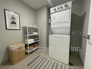 155 Hagar St in Welland, ON - Building Photo - Building Photo