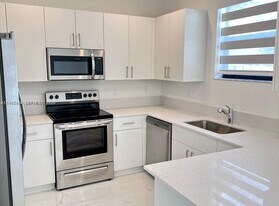 15903 SW 2nd Dr in Pembroke Pines, FL - Building Photo