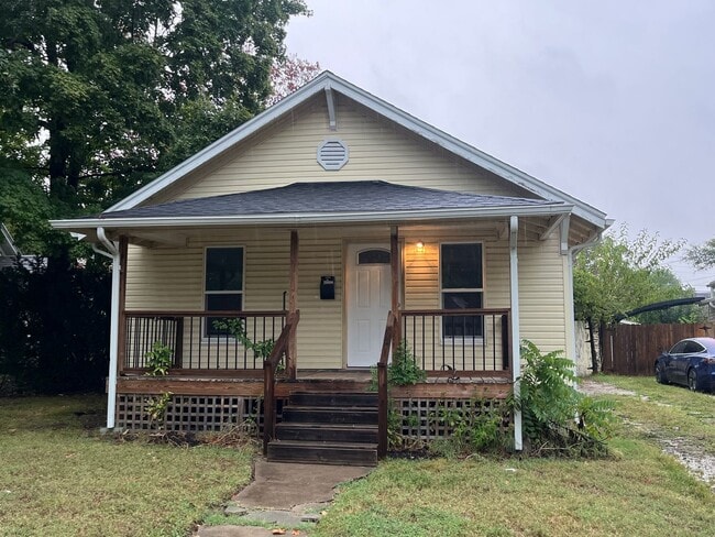 2226 N Ramsey Ave