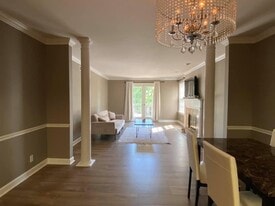 3188 Hillsboro Pike in Nashville, TN - Building Photo