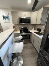 168 NW 53rd St in Miami, FL - Building Photo - Building Photo