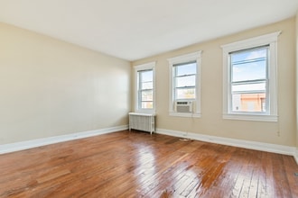 2916 Guilford Ave in Baltimore, MD - Building Photo - Building Photo