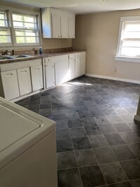 311 River St photo'